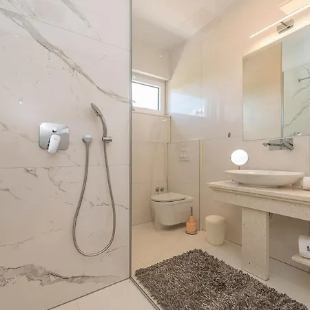 Michel By Interhome * Maslenica