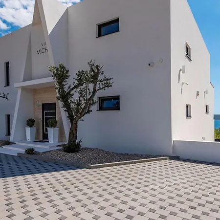 Michel By Interhome * Maslenica